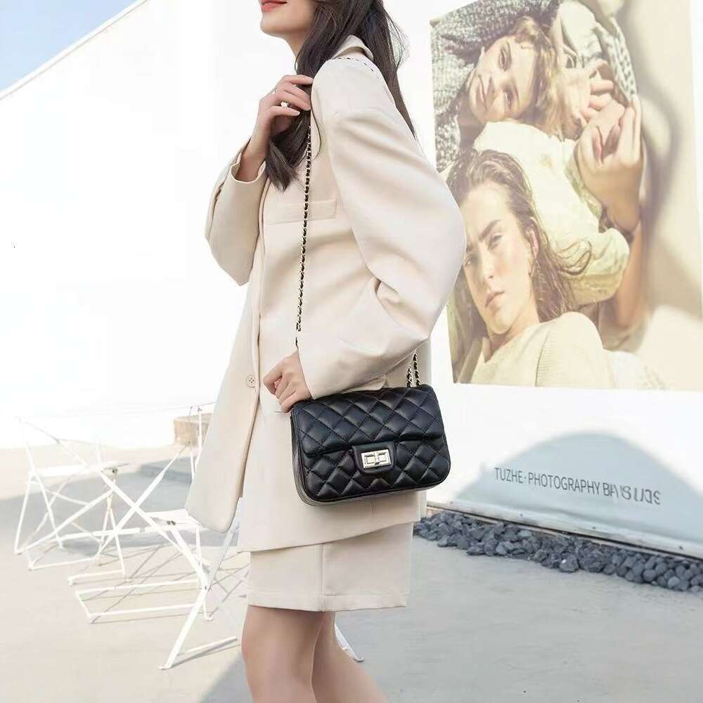 TikTok Live New 2025 Gold Ball Quilted Crossbody Simple Versatile Chain Mini Shoulder Small Square Bag for Women