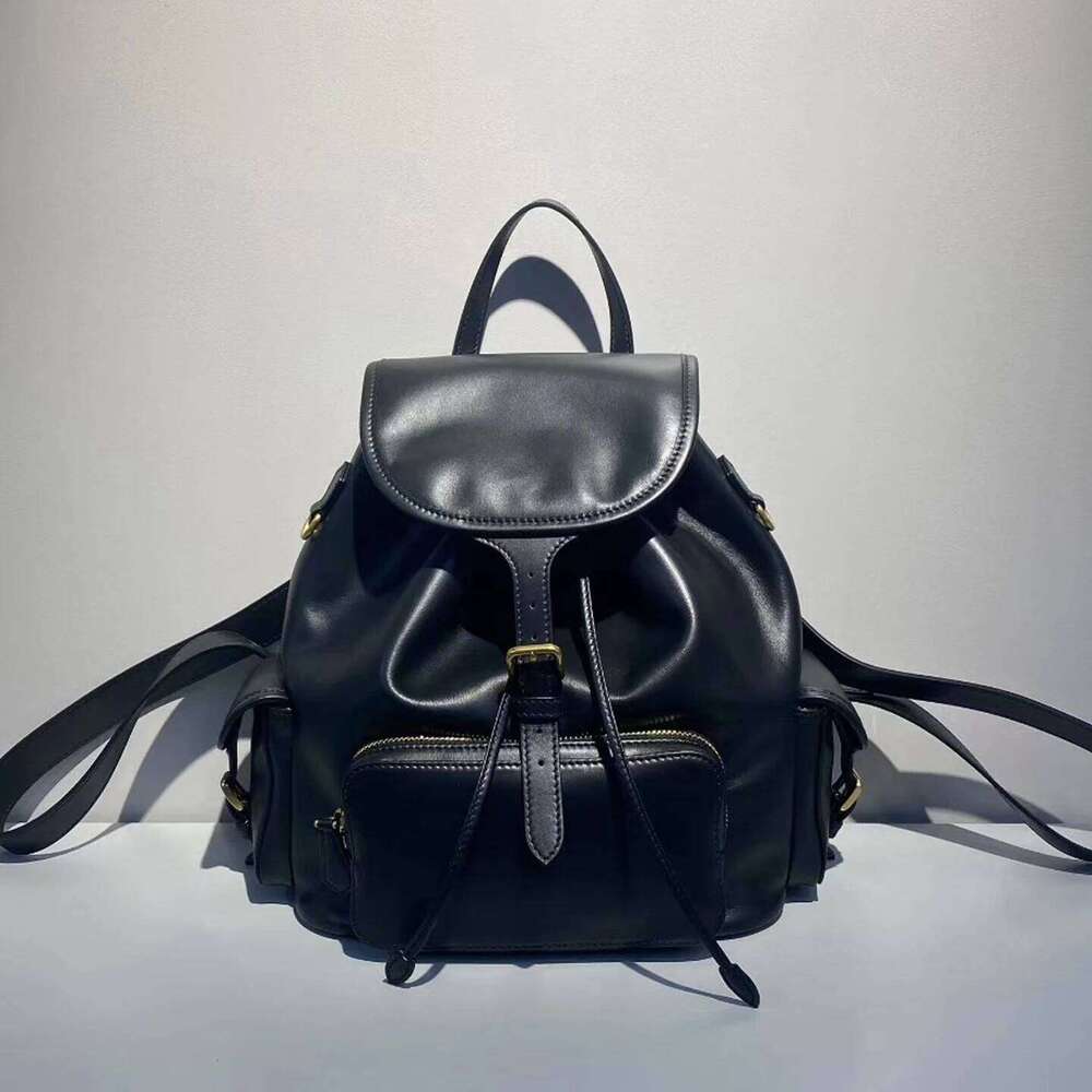 Hot Selling XHTY Genuine Leather Retro Backpack Female Bag Full-Grain Cowhide New Minority Advanced Feeling Fashion Commute Versatile Designer Bags