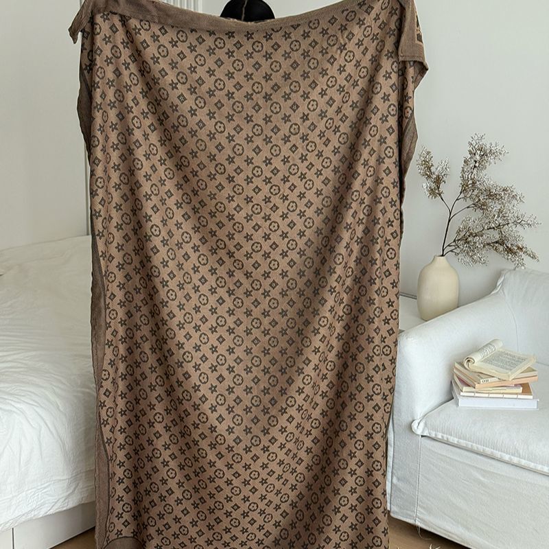 Nap time air conditioning wrinkle design resistant office sofa summer home blanket Black Brown