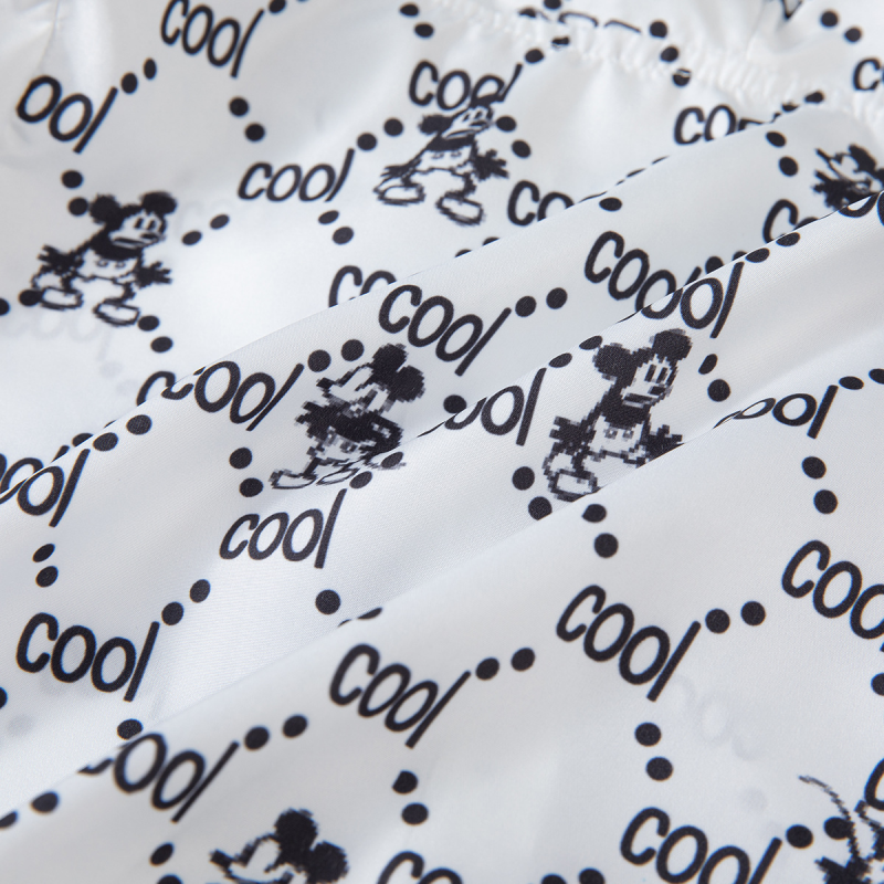 Lightweight and breathable sun-proof jacket for boys and girls comfortable designer clothing with a hood for babies soft and skin-friendly fabric.