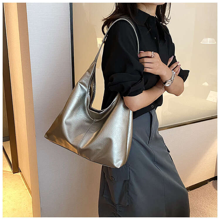 Casual Soft Large Capacity for Women 2025 New Trendy Versatile Shoulder Fashionable Handheld Bucket Bag