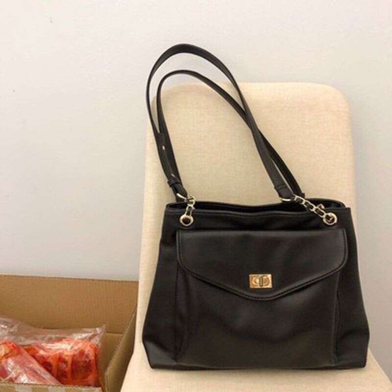 Wandering Minimalist New Large Capacity Korean Fashion 2024 Spring/Summer Versatile One Shoulder Oblique Straddle Big