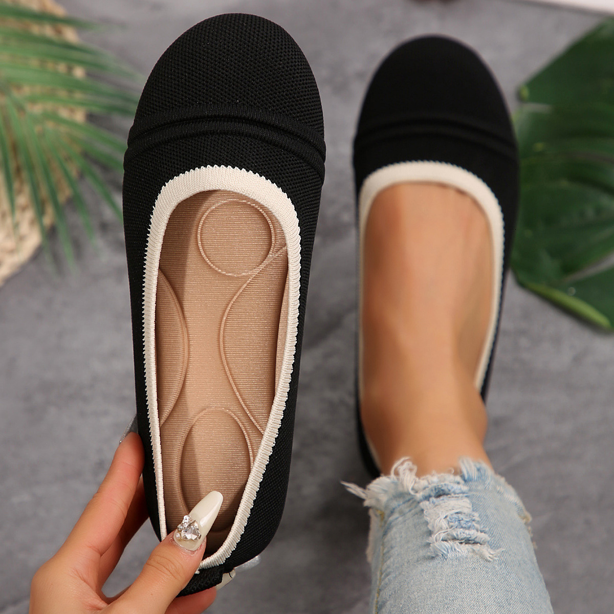 Plus Size 2025 Women's Spring Summer Breathable Knitted Shallow Mouth Mesh Shoes Flat Round Toe Slip-On Flats ddmymoon