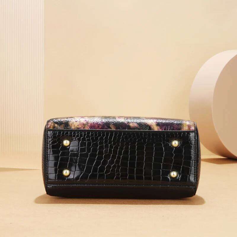 Foreign Style High Grade Bright Face Printed Women S Handbag Texture Temperament Fashion All Shoulder Crossbody Bag