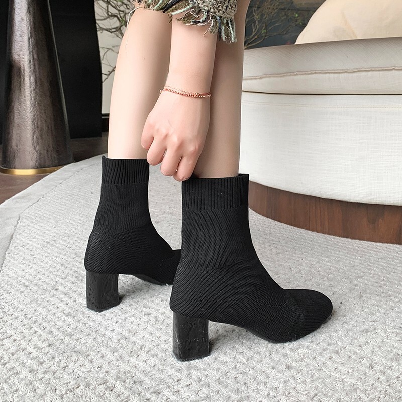 Women's Slim 2025 Autumn Winter New Pointed Toe Black Chunky High Heel Mid-Calf Sock Fly Knit Stretch Boots ddmymoon