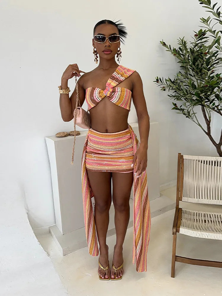 Sexy Knitted Striped Tube Top Mini Skirt Set Women Retro Sequin Oblique Shoulder Tops A-lined Skirts Set Lady Chic Beach Holiday 250818