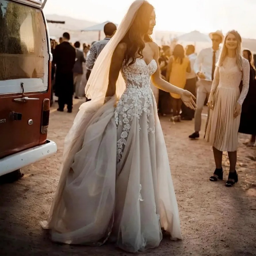 Beach Boho Wedding Dress for Bride Sweetheart Neckline Tiered Tulle Bridal Gowns Sexy High Split Beaded Lace for Marriage for African Arabic Black Wom