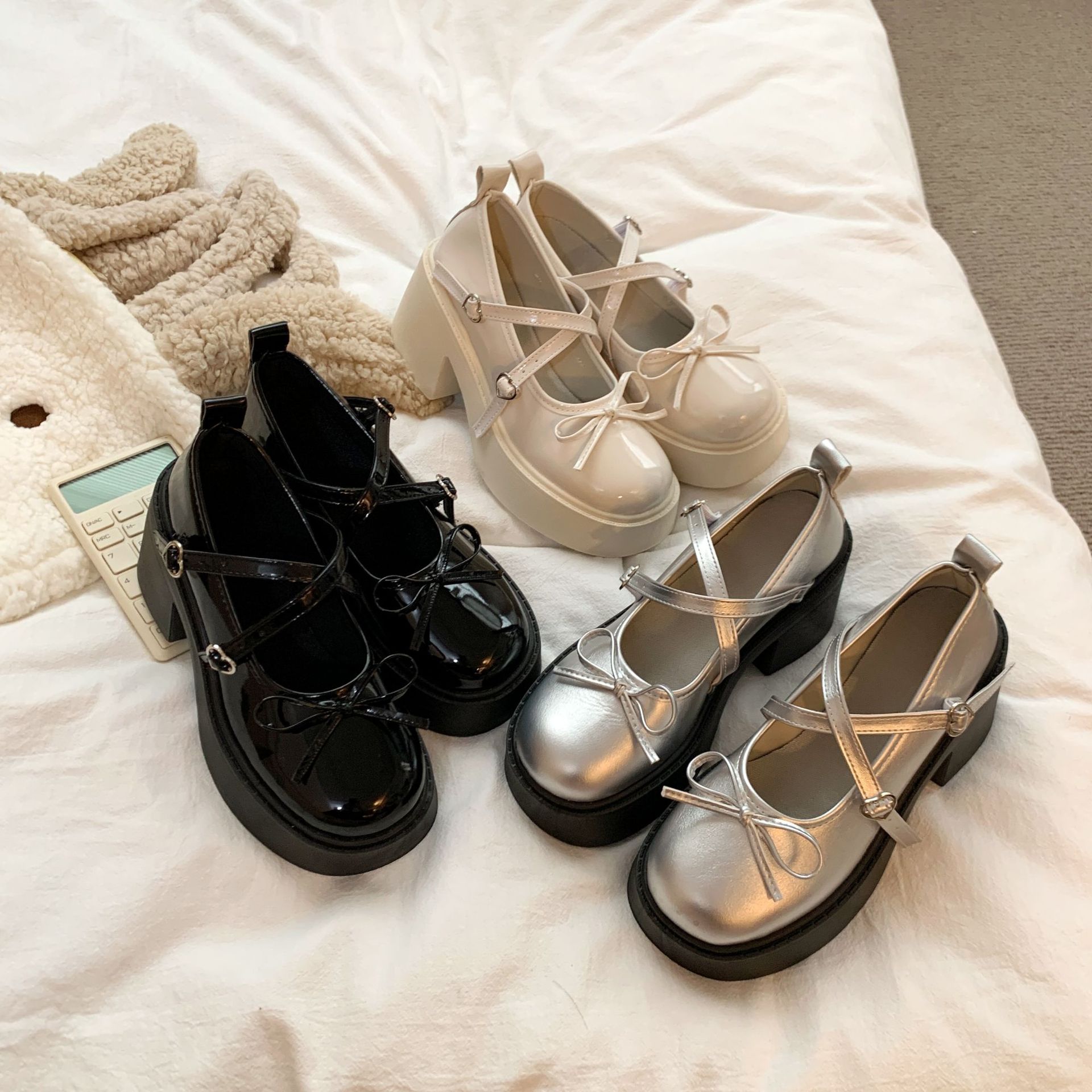 free Shipping Coarse single shoes Designer Slippers thick soled small leather shoes height increasing shoes External penetration travel single shoes 2