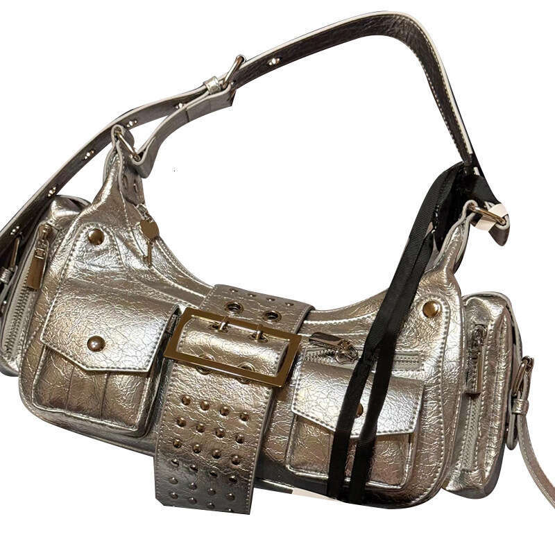 Designer Bag Tote Bag Shoulder Bag Autumn Winter New Sweet Jubilee Hot Girl Fashionable Metallic Silver Motorcycle Rivet Single Shoulder Underarm Cros