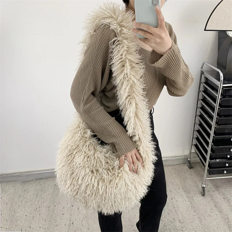 Fluffy Plush Shoulder Bag Warm Faux Mongolian Fur Crossbody Bags for Women s Large Hobo Handbags Shopper Purses 250818