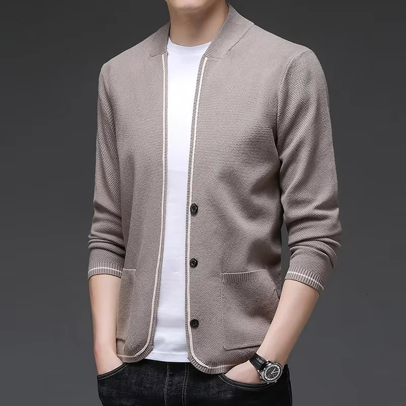 High quality long sleeve mens knitted cardigan autumn winter fashion Korean style pocket slim fit shawl casual sweater coat 250819
