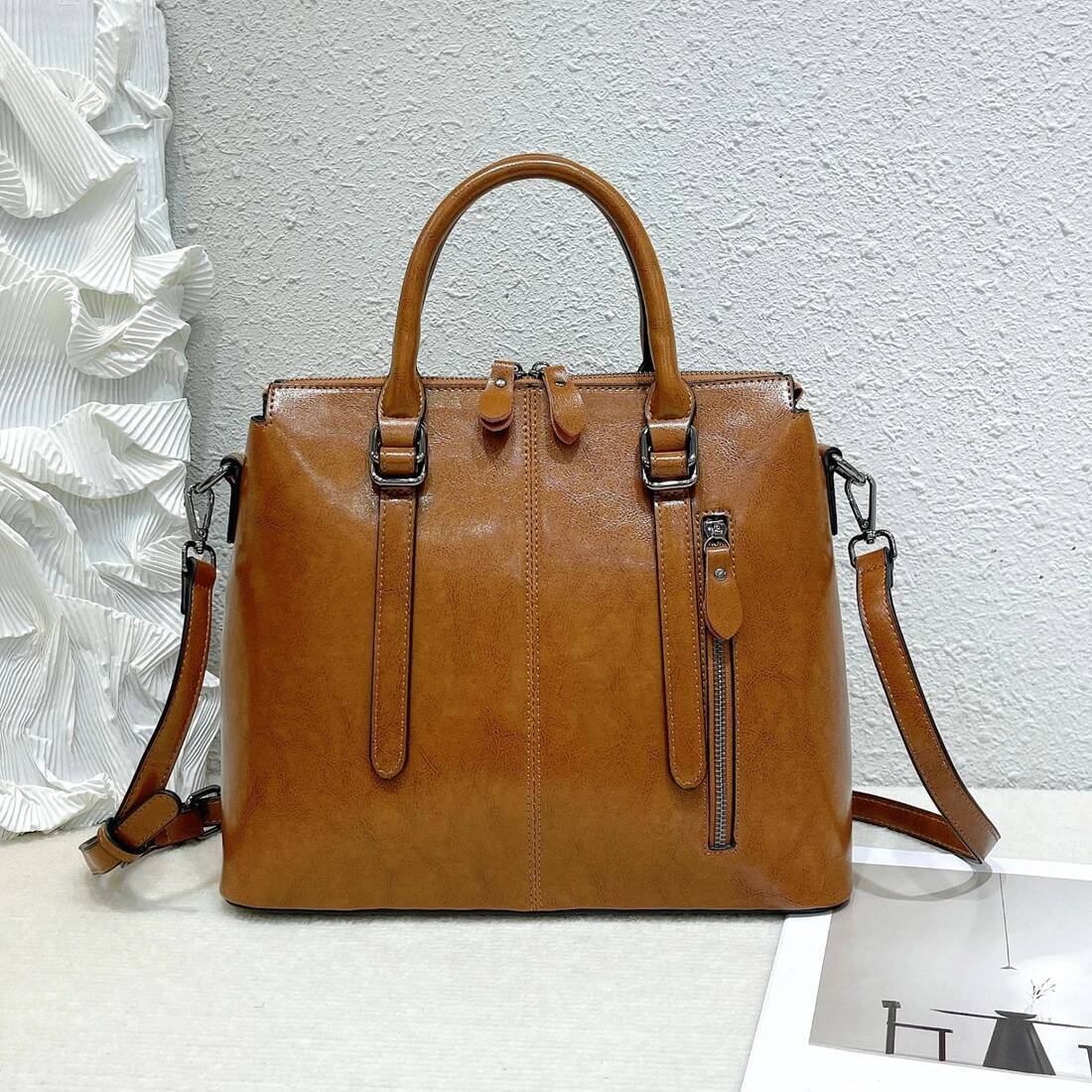 Women Shoulder Cross Body Handbag Top Handle Genuine Leather Casual Designer Lady Female Oil Wax Cowhide Messenger Tote Bag