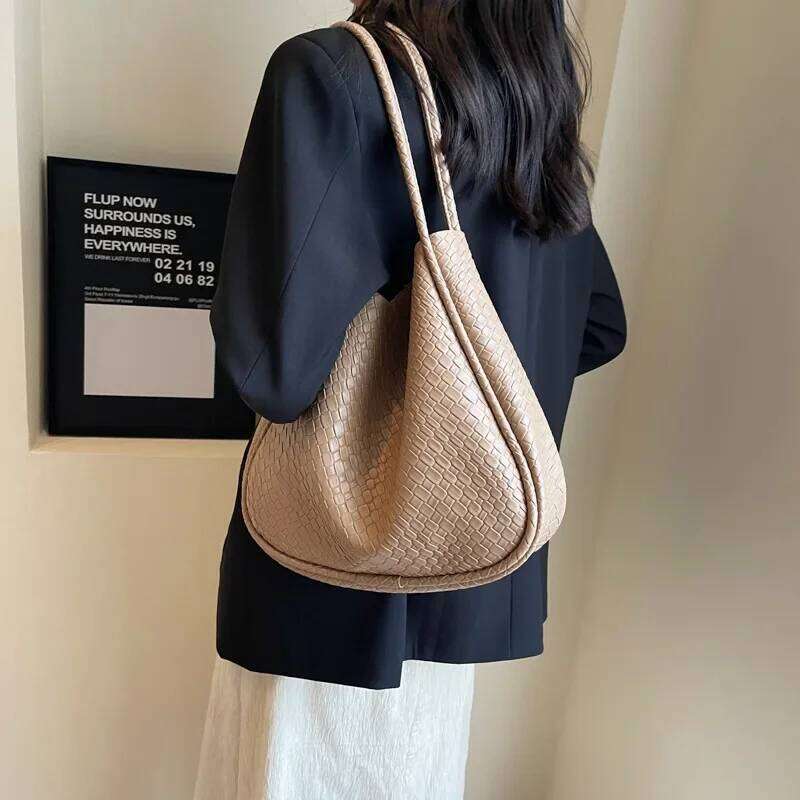 Tote Woman Vintage Fashion Large Capacity Handbags Simple Casual Female Shoulder Bag High Quality Leather Bucket Bags