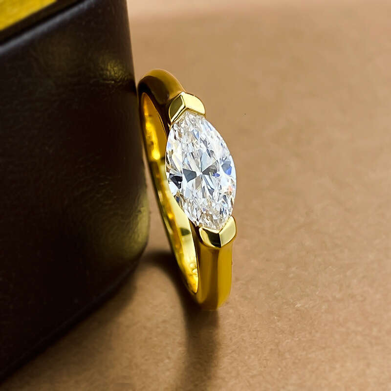 Mujing Jewelry New Simple Marquise Silver Rice Grain Diamond Zircon Design Couple Ring