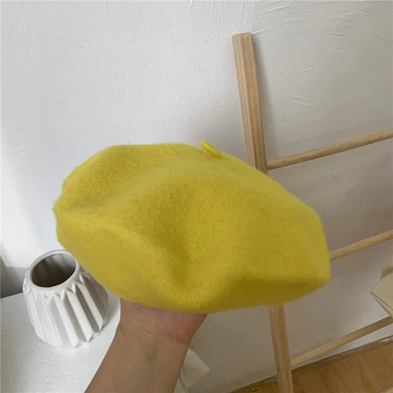Elegant Wool artist Painter hat winter Classic Women Girl Female Thickened Woolen French hat Berets Cap Gorros 250819