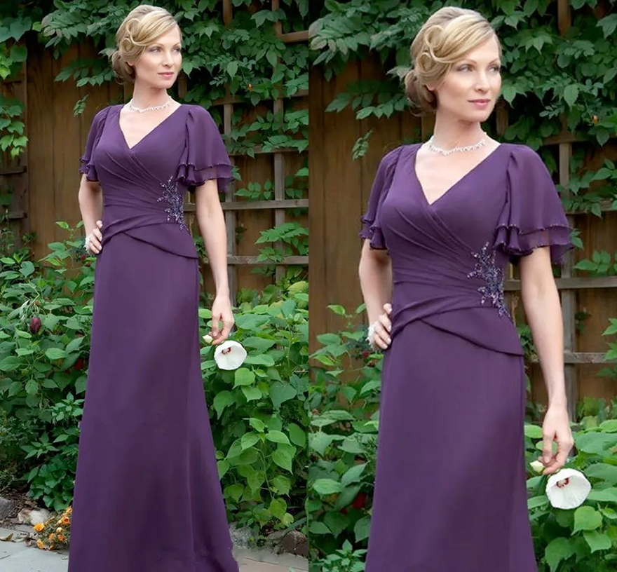 New Dark Purple Mother Of The Bride Dresses V Neck Ruched Short Sleeves Mother's Dresses Long Chiffon Evening Party Gowns