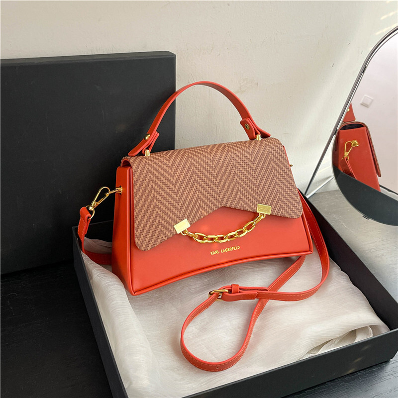Designer Bag Box Bag For Women 2025 Spring New Trendy Fashionable Handheld Small Square Bag Luxury Bag Chain Handheld Shoulder Crossbody Bag