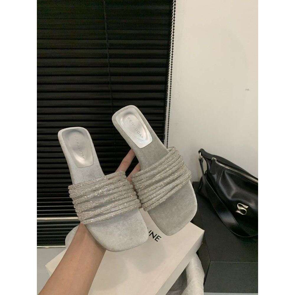 Designer Shoes Fashion Versatile Women's Shoe Summer Outdoor 2025 New High-End Stunning One-Strap Slippers to Match Dresses Beach Sandals