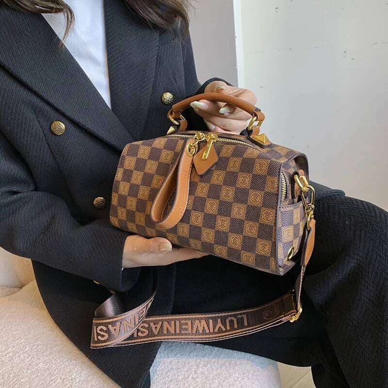 Designer Luxury Premium Quality Ladies Messenger Bag Leather Crossbody Shoulder Handbag Brand Women Tote Purse Stylish