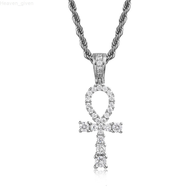 Hot Sale Fashion Iced Out Moissanite/Zircon Cross Pendant for Necklaces