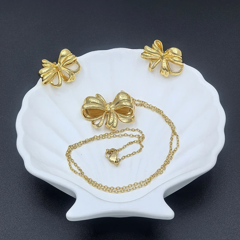 Italian Earrings Necklace Exquisite Bow Knot Pendant Sets Dubai Gold Plated Copper Engagement Appointment Jewelry Gifts 250815