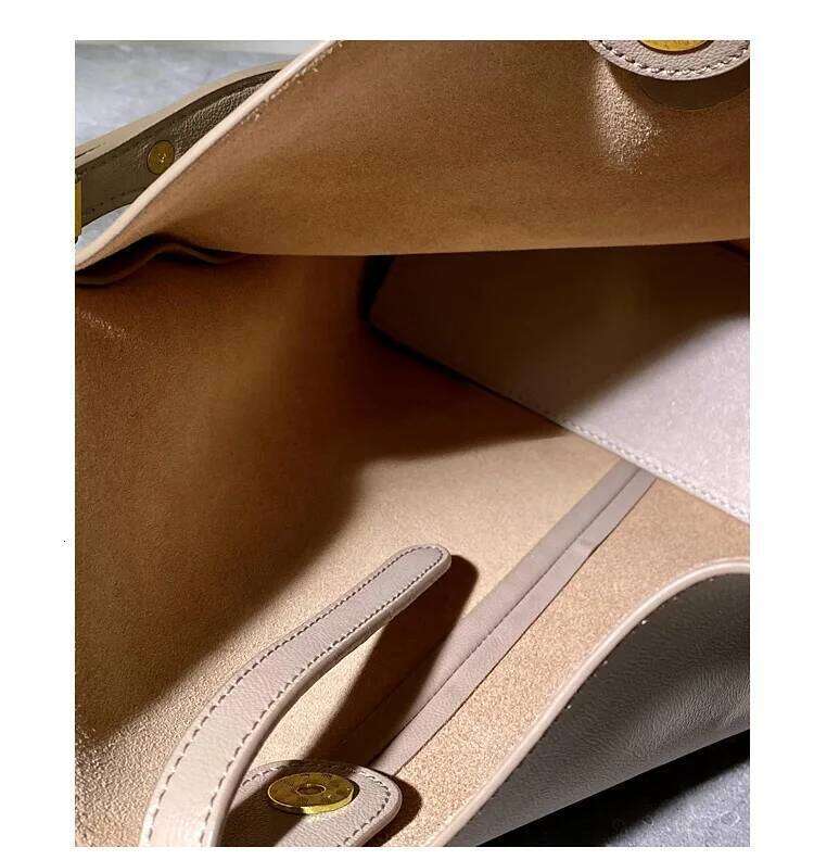 Simple Vintage Cowhide Leather Composite Bags for Women Casual Large Capacity Female Solid Bucket Handbag Totes bag