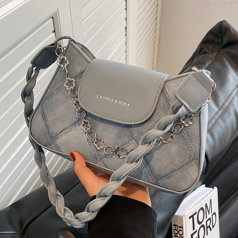 2025 autumn fashion niche women's handbag summer new texture crossbody bag popular shoulder armpit bag women's crossbody bag designer bag wo