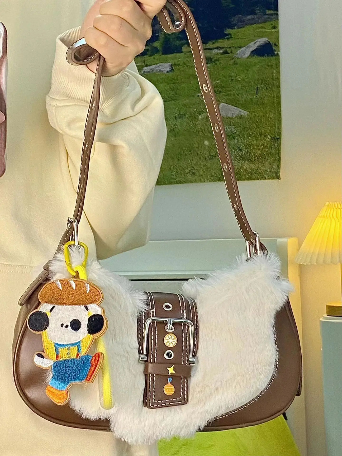 Miyagawa Autumn Winter Exquisite Versatile Plush Underarm Bag Niche Bag Retro Texture One Shoulder Crossbody Bag 250818