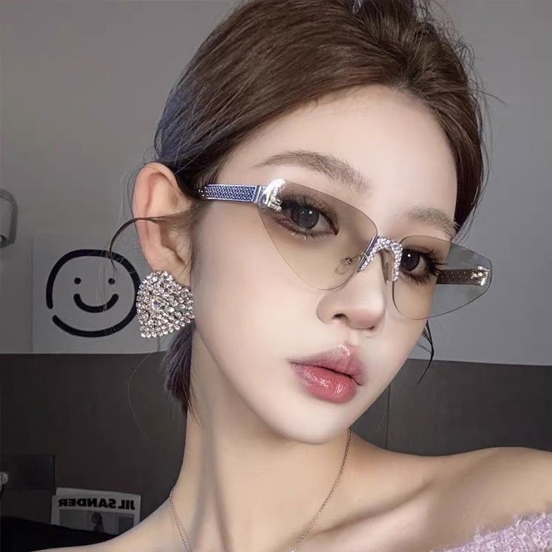 Rimless Oval Shape Unisex Eyewear with Metal Letter 'F' Vintage Inspired Solar Protective Goggles