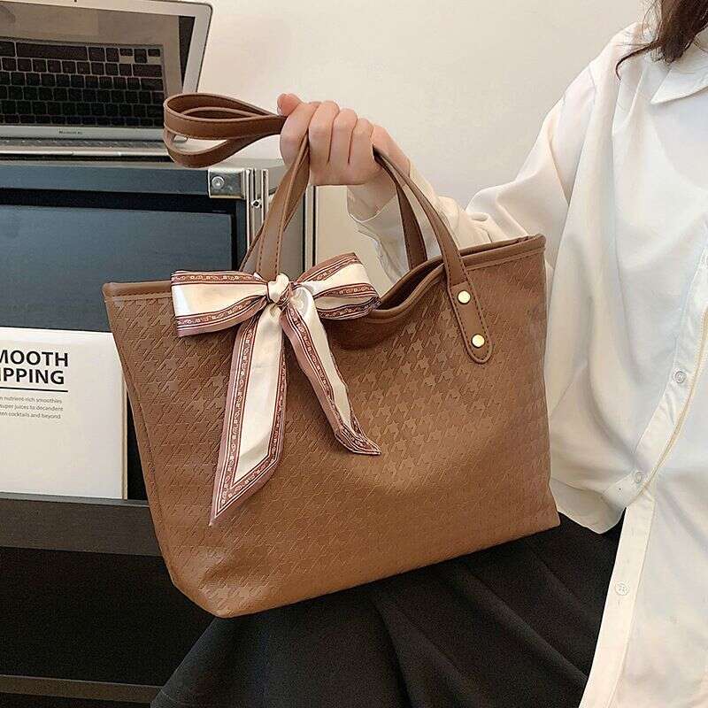 2025 New Large Capacity Women's Small Versatile, Fashionable Shoulder Bag, Commuting and Leisure Handheld Tote Bag OLOEY