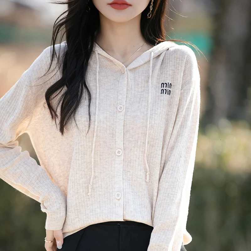 2025 Spring and Autumn Womens Cashmere Cardigan Hooded Cardigan Knitted Sweater Cardigan Fashionable Cashmere Sweater Jacket XJ250819
