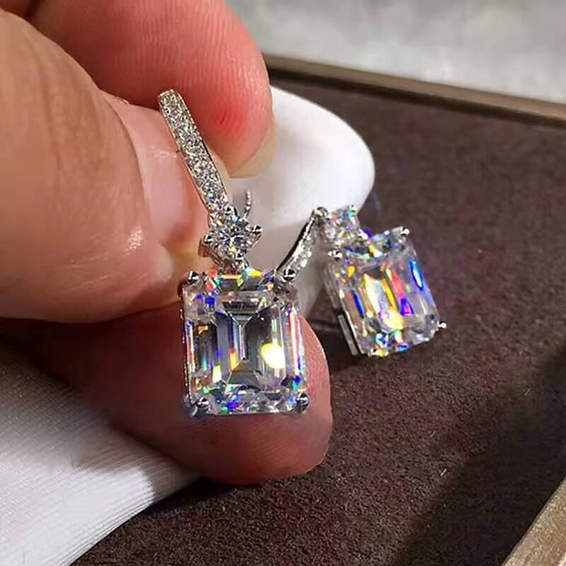 Wholesale Fine Jewelry 925 Sterling Silver Charm Moissanite Diamond Stud Earrings