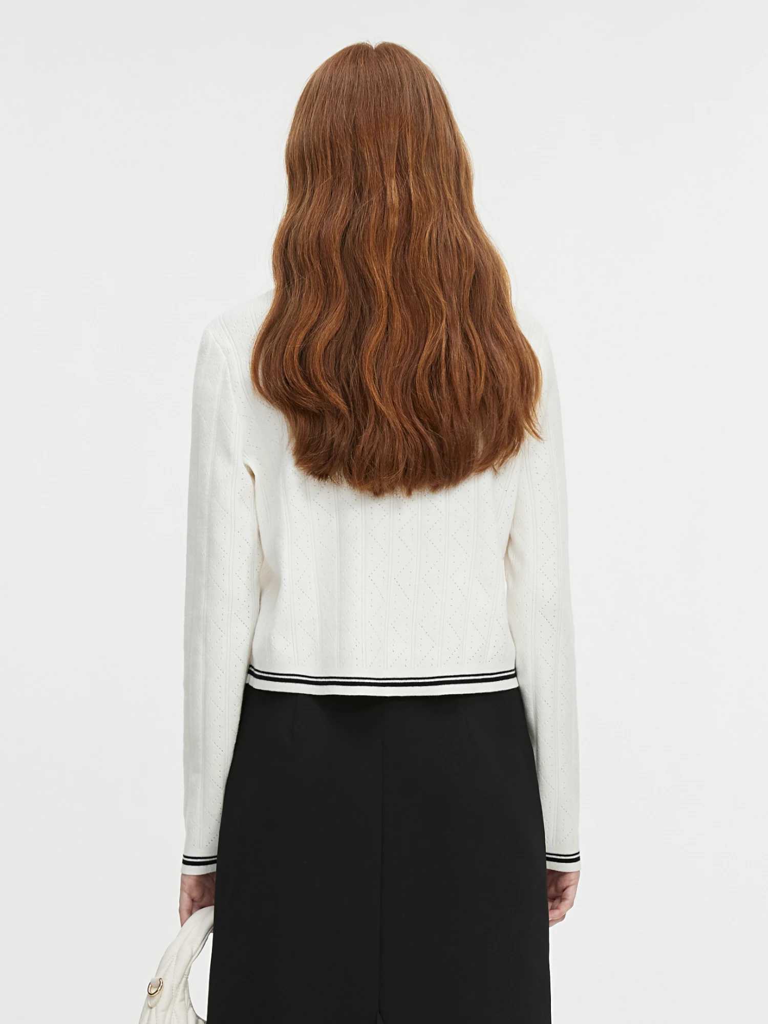 2024 Autumn New Design Gentle Style Round Neck Contrast Color Knitted Cardigan for Women Top 24FS13142 XJ250819