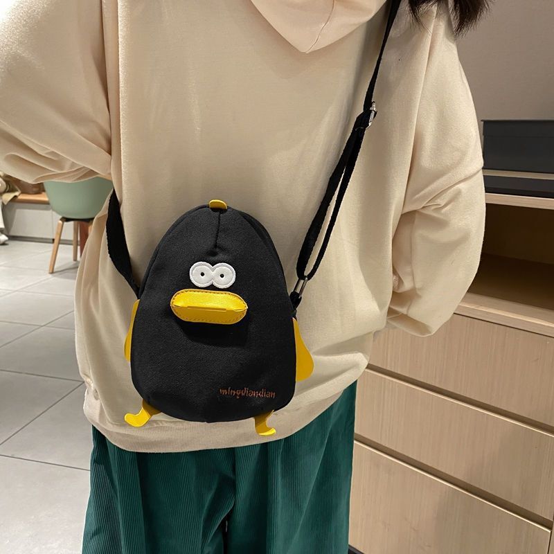 2025 Autumn and Summer Cute Crossbody Bag Fresh Mini Student Soft Girl Cartoon Chicken Bag Japanese Pendant Small Square Bag Women's Crossbody Ba