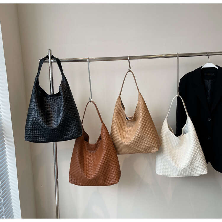 Casual Relaxed Large Capacity for Women 2025 New Fashion Brown Commuter Shoulder Tote Bag