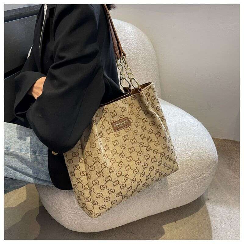 Plaid 2023 Spring New Women's Large-capacity Tote Bag Fashion trendy handbag textured shoulder bag