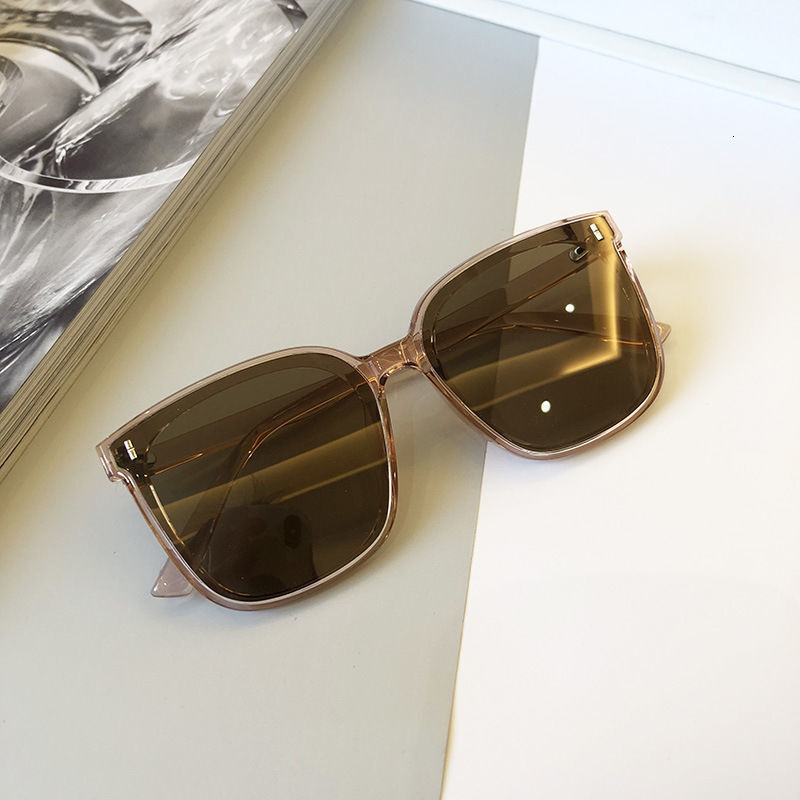 Large Frame High Quality Sunglasses Metal Meter Nails Fashionable Retro Sunglasses For Women Men