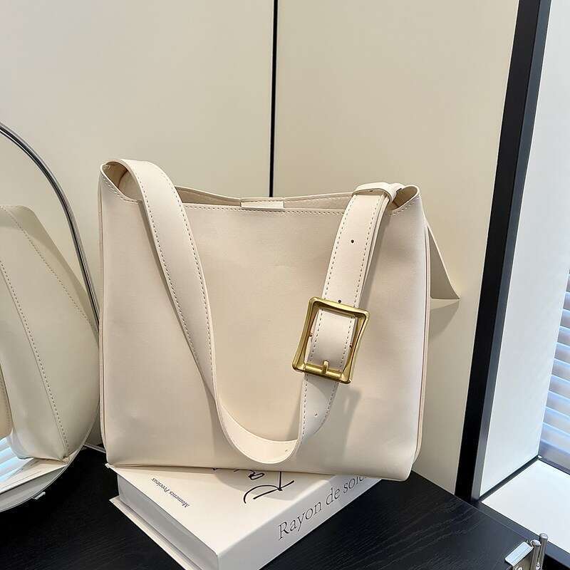 Bags Fashion Versatile Large Capacity Simple Underarm Designer for Women 2025 Summer New Light Luxury Crossbody Bag Trendy