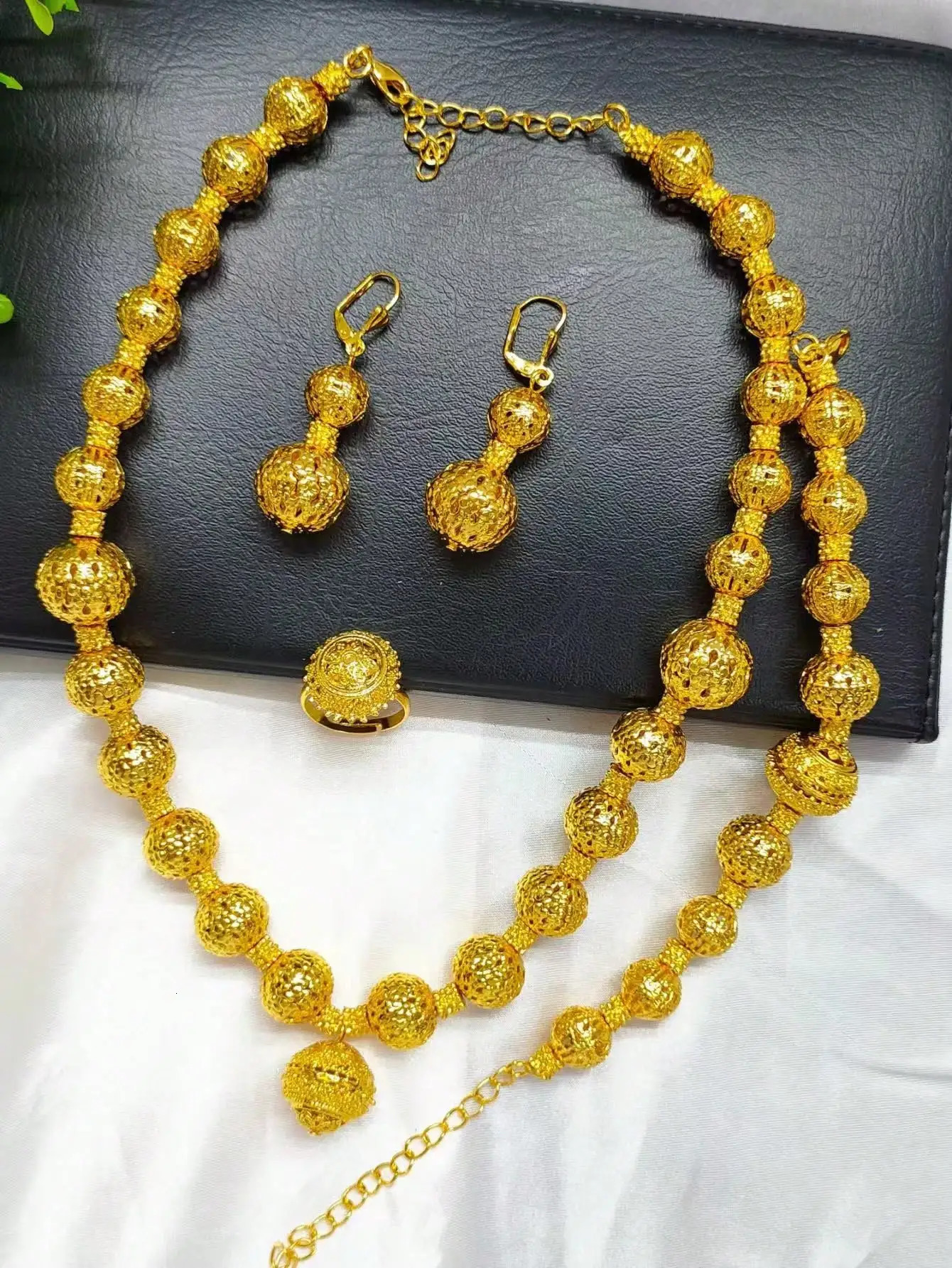 Dubai African Bead Jewelry Set for Women Party Gifts Wedding Accessories 24K Gold Color Necklace Ring Bangle Earrings Sets 250818