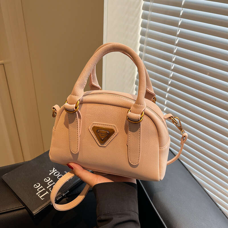 Designer bag Luxury bag Handheld Bowling For Women 2025 New Trendy Commuter Shoulder Crossbody Bag