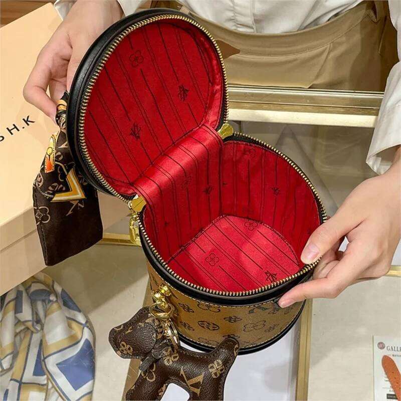 Hot Selling Light Brand Women's Handbag New Autumn And Winter Fashion High-End Sense Contrasting Color Shoulder Bucket Bag Designer Bags
