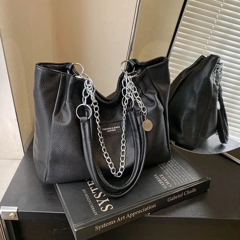 large bag womens Korean style large capacity PU soft leather single shoulder bag chain commuting tote bag 250818