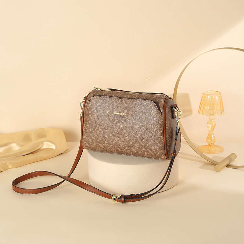 2025 New Designer Women Crossbody Bags Versatile Tote Bag Pillow Single Shoulder Bag Large Capacity for Women