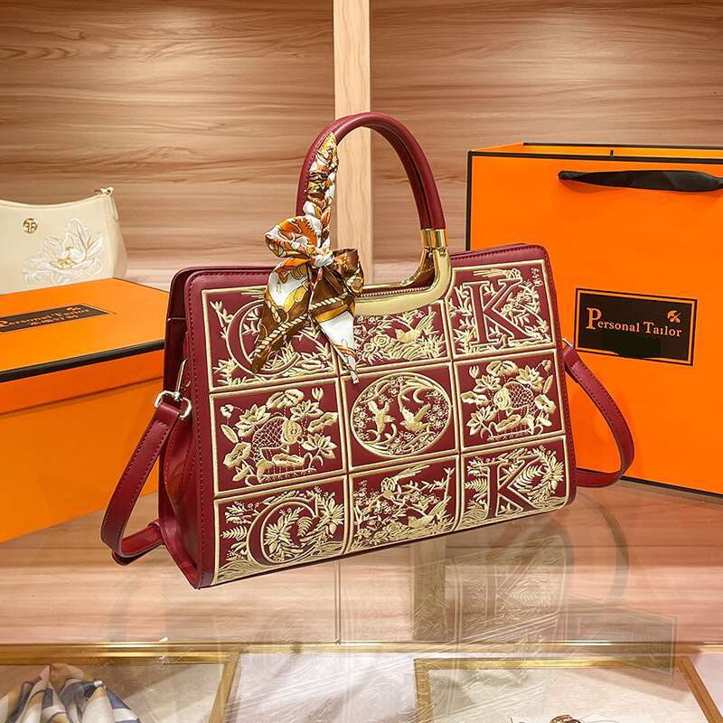 Women's Bags Wedding Handbag New Style Light Atmosphere Large Capacity High End Embroidery Mother Women Bag 9198