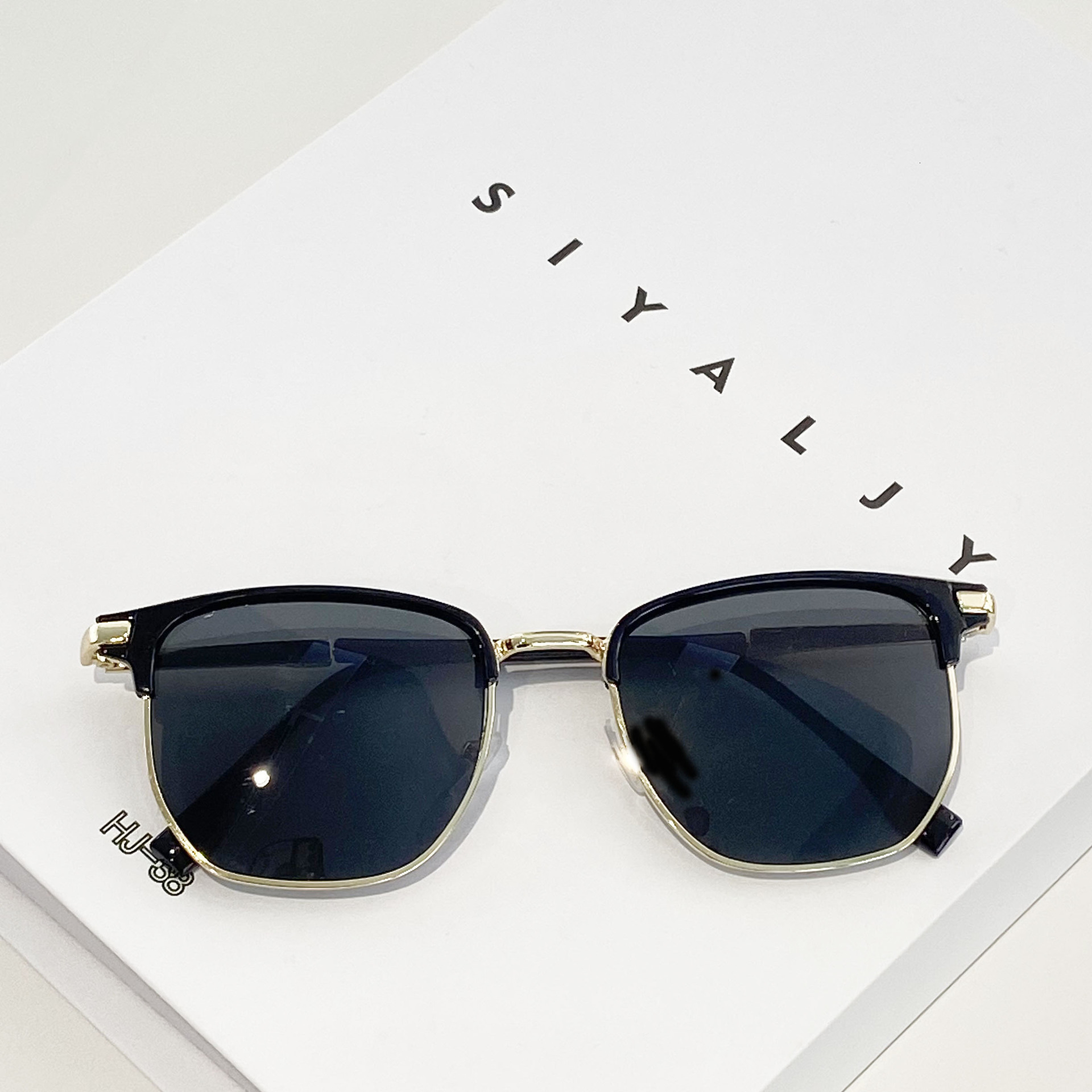 New Retro Personalized Small Frame Niche Square Men And Women Literary UV Sunglasses Versatile Sunglasses