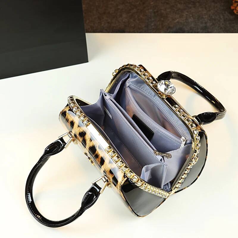 Leather 2025 New Women's Handbags Fashion Party Portable Shoulder Messenger Mom Evening Bag Small Bridal Wedding Bags