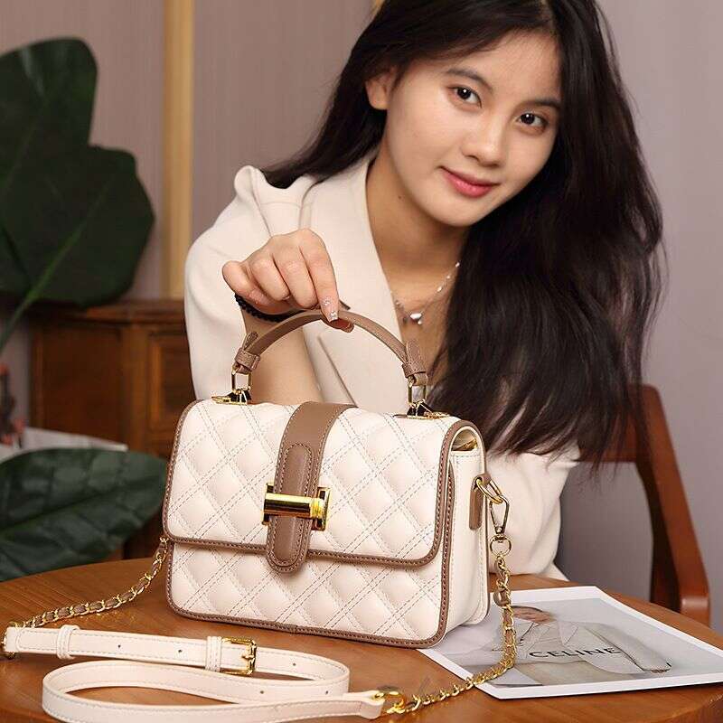 Versatile Womens Fashionable High-Leather Content Chain Crossbody for Daily Use