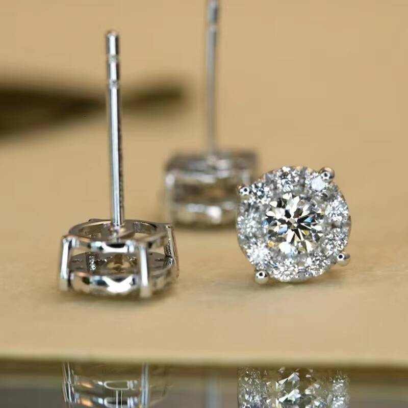 2025 new style Latest Jewelry Gold Earring Main Stone D VVS Moissanite Earrings Womens Custom Jewelry Moissanite Stud Earrings