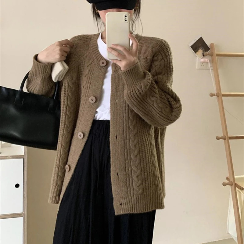 Autumn Twist Cardigan Women Vintage Casual Knitted Fashion Long Sleeve Single Breasted Sweater Coat 250819