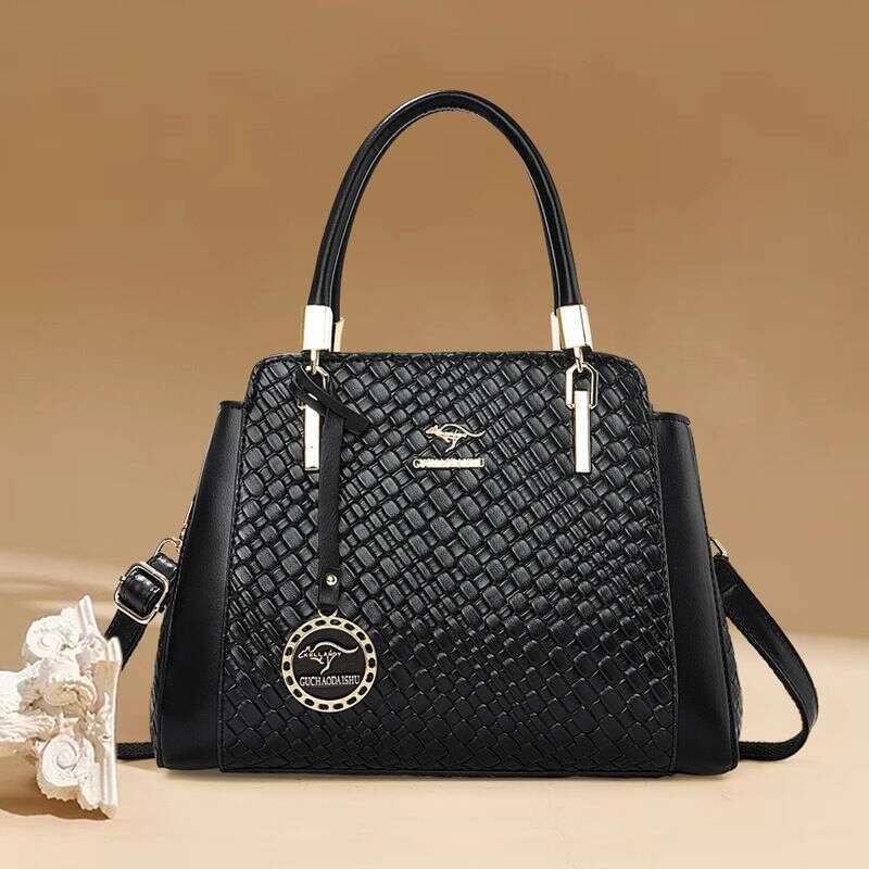2024 New Fashionable and Trendy Handbag Hot Style One Shoulder Diagonal Straddle Middle aged Women's Bag